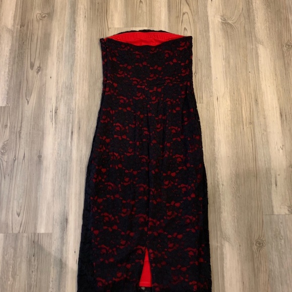 Express Dress - Picture 4 of 7